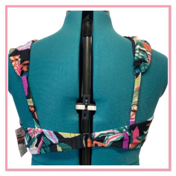 Time & Tru Size 3X Wide Strap V Wire Floral Bikini Top - Picture 4 of 13